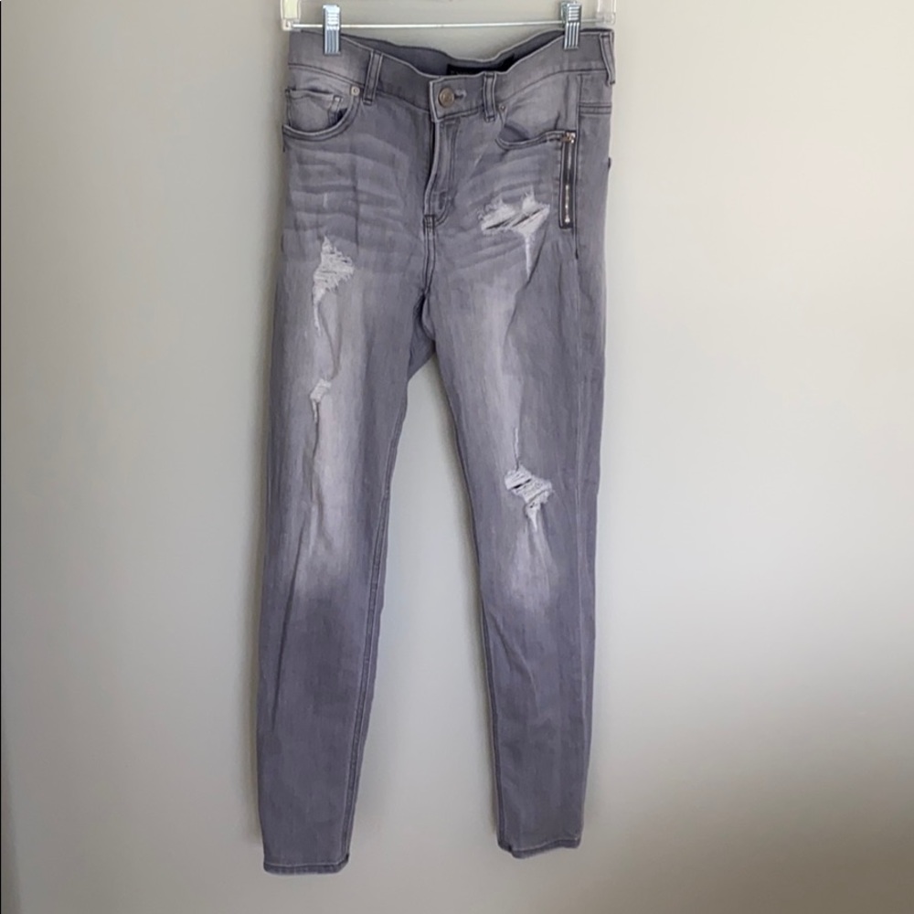 Express high rise distressed jeans size 28
